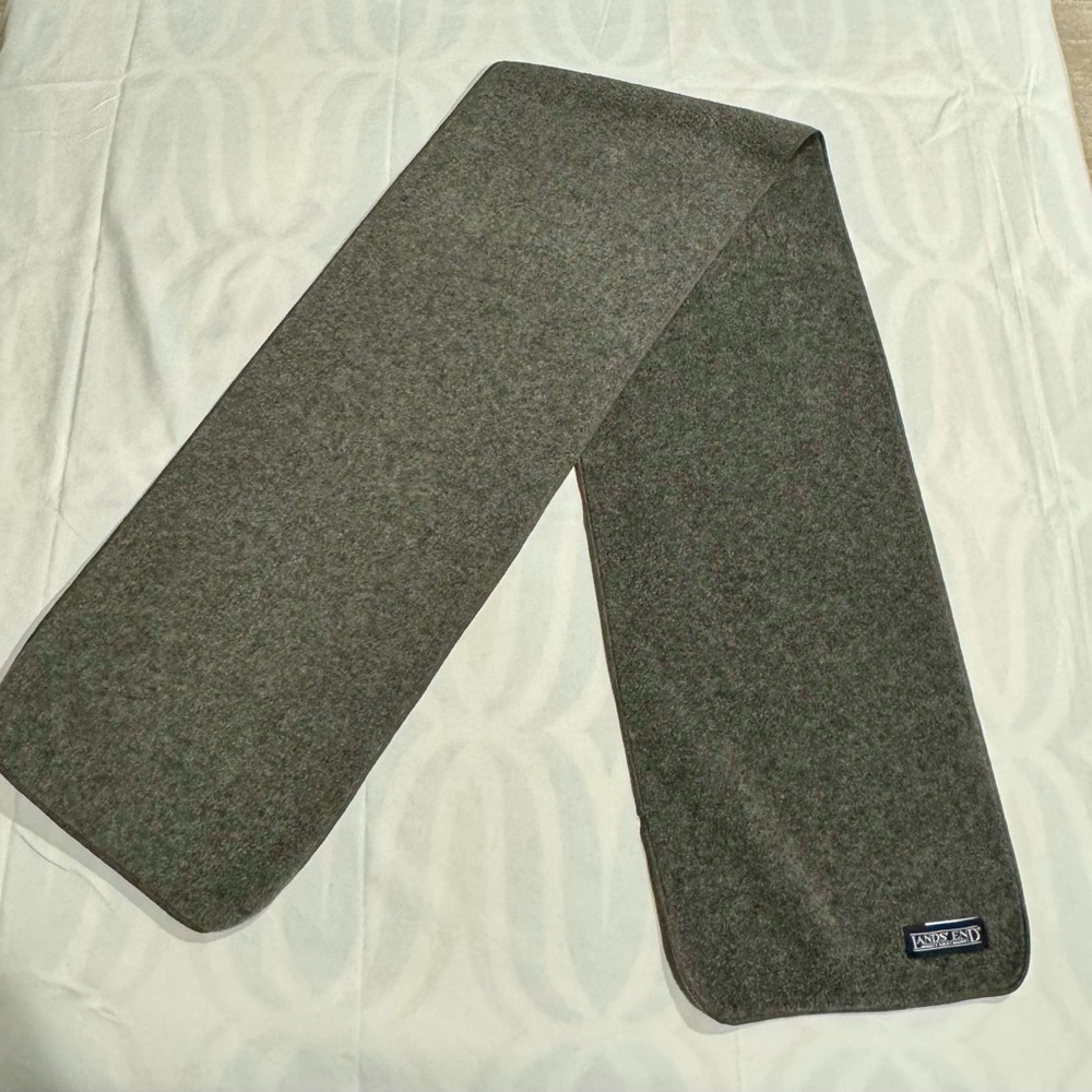 Lands' End Unisex Fleece  Gray Scarf Excellent Condition